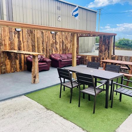 Greenway & Copper Coast Hostel Bunmahon エクステリア 写真