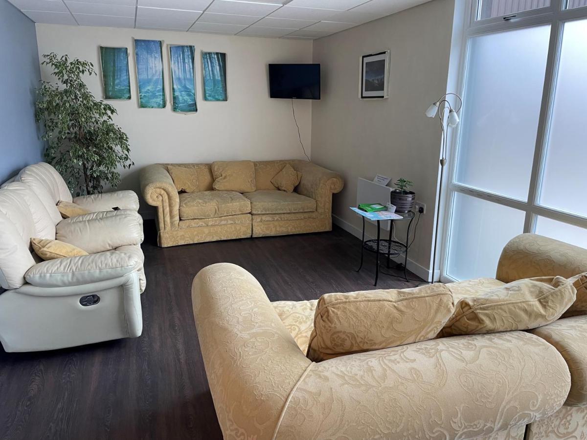 Greenway & Copper Coast Hostel Bunmahon エクステリア 写真