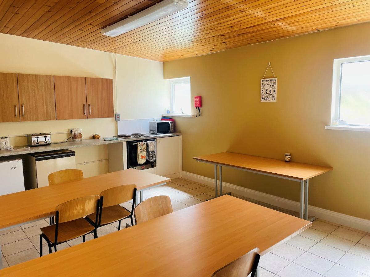 Greenway & Copper Coast Hostel Bunmahon エクステリア 写真