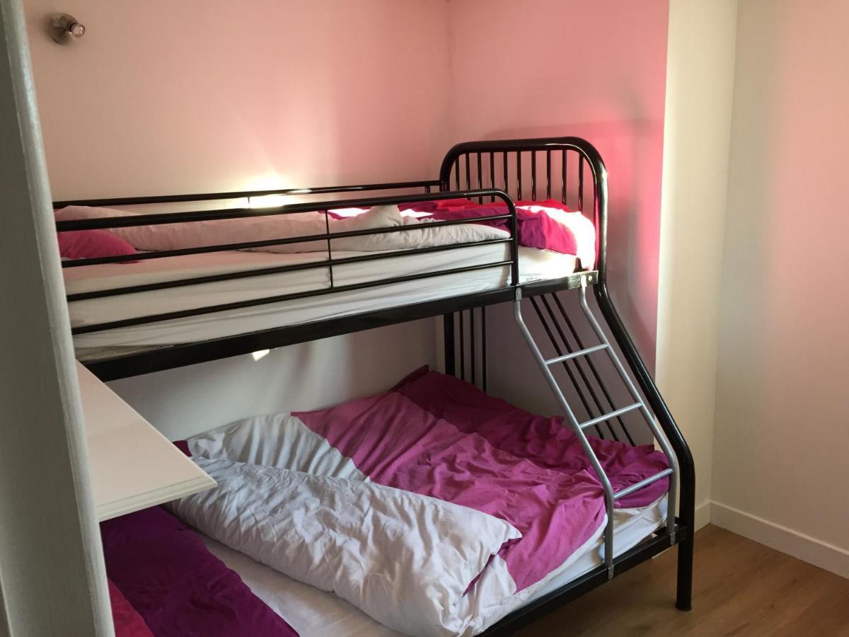 Greenway & Copper Coast Hostel Bunmahon エクステリア 写真