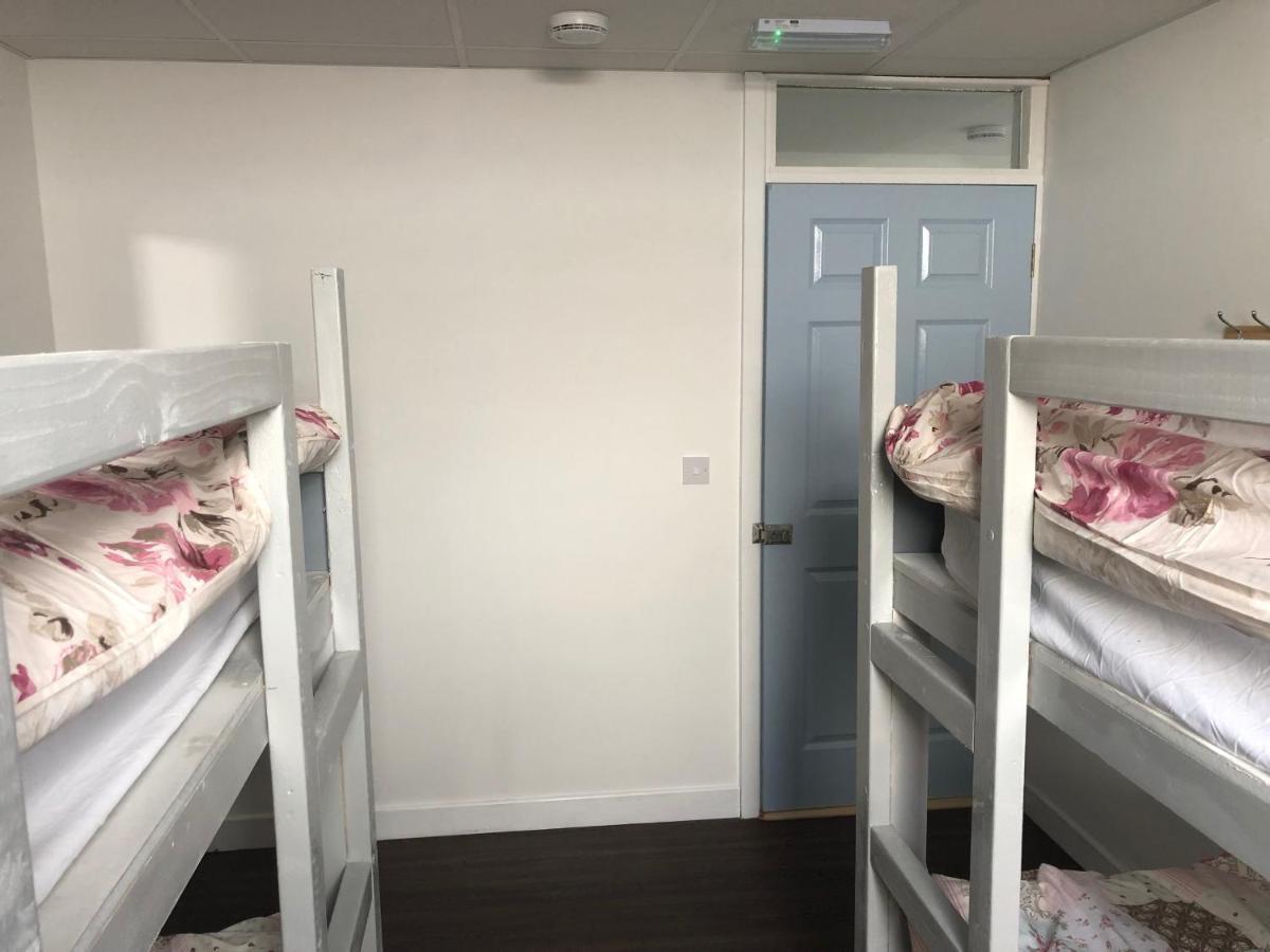 Greenway & Copper Coast Hostel Bunmahon エクステリア 写真